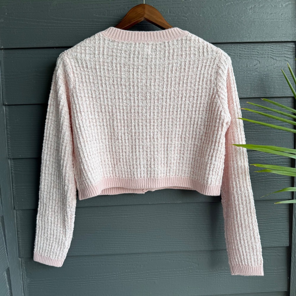 Francesca's Blue Rain Pearl Button Cropped Cardigan Sweater Pink NWT S - Picture 2 of 9